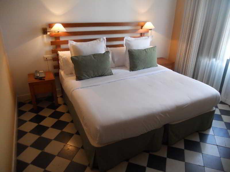 Hotel Ahc Palacio Coria Εξωτερικό φωτογραφία